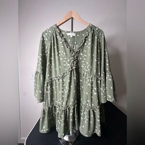 Suzanne Betro Weekender Green Floral Ruffle Top
